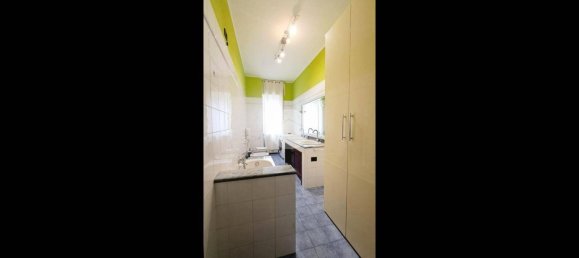 2 bedrooms Apartment in Voghera, Italy No. 303065 12