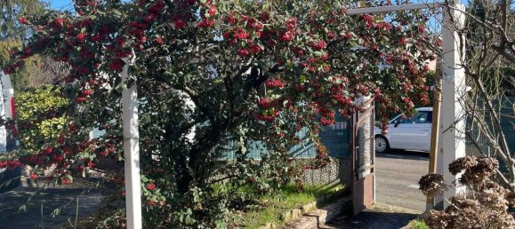 5 bedrooms House in Meyzieu, France No. 192066 2