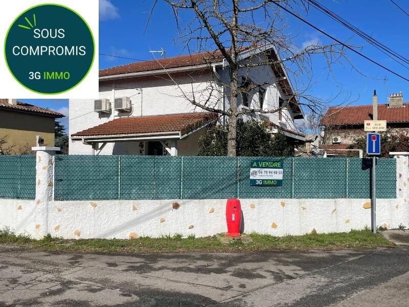 5 bedrooms House in Meyzieu, France No. 192066