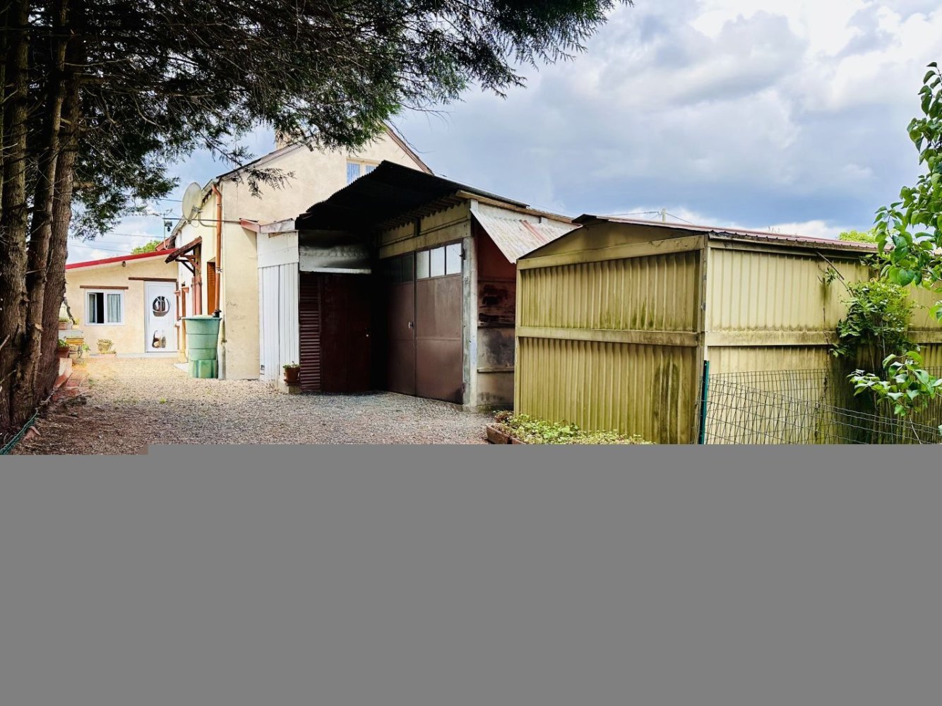 3 bedrooms House in Creuse, France No. 327412