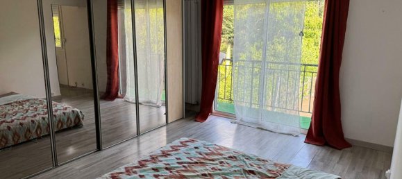 4 bedrooms House in Espiet, France No. 306717 2