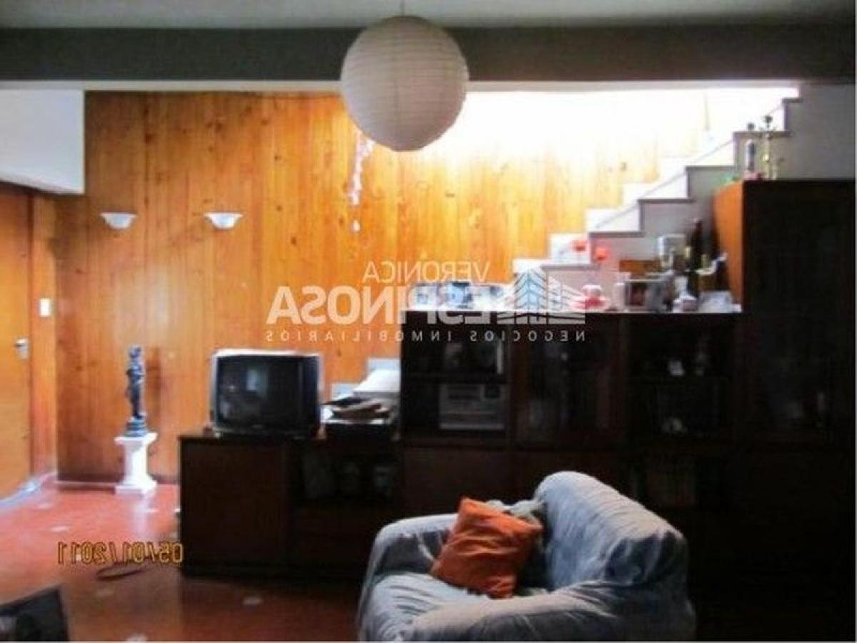 Casa T3 em Moron, Argentina N.º 95319