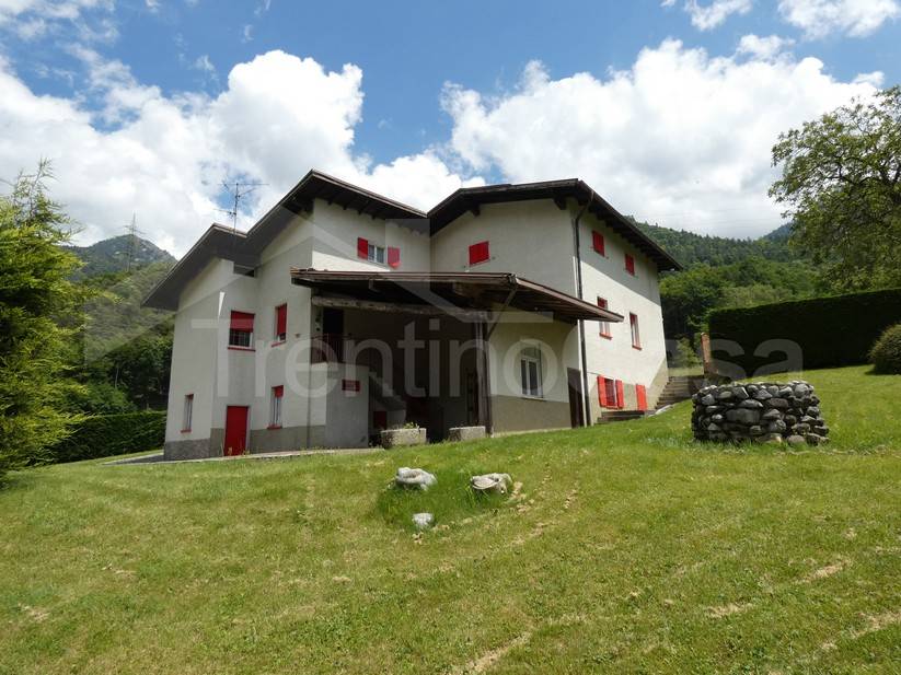 6 bedrooms House in Sella Giudicarie, Italy No. 114492