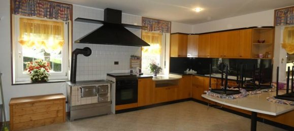 6 bedrooms House in Sella Giudicarie, Italy No. 114492 7