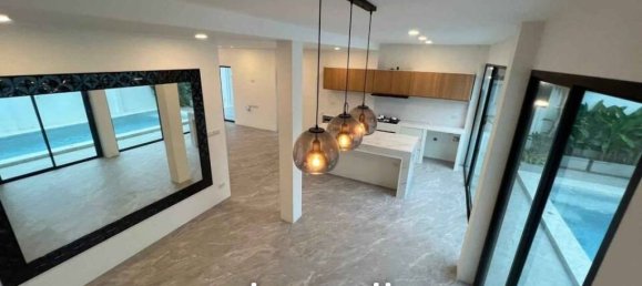 4 bedrooms Villa in Rawai, Thailand No. 23930 3