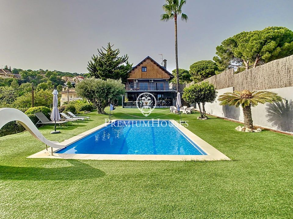 5 bedrooms Villa in Mataro, Spain No. 240968