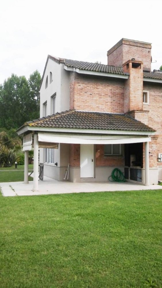 2 bedrooms Apartment in General Rodriguez, Argentina No. 81424
