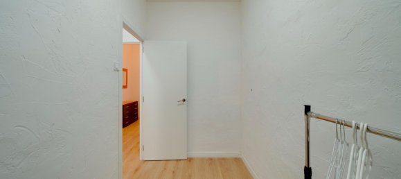 1 bedroom Apartment in Alicante, Spain No. 93300 10