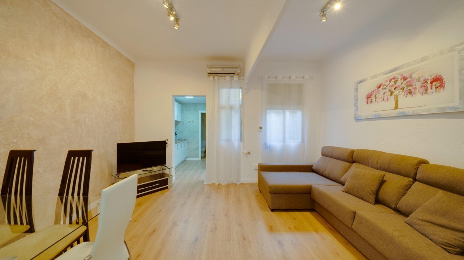 1 bedroom Apartment in Alicante, Spain No. 93300