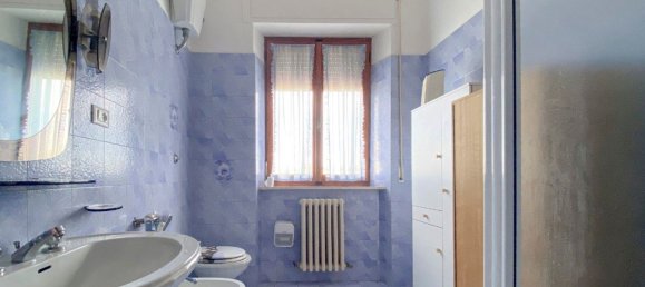 6 rooms Castles in Mogliano, Italy No. 102480 24