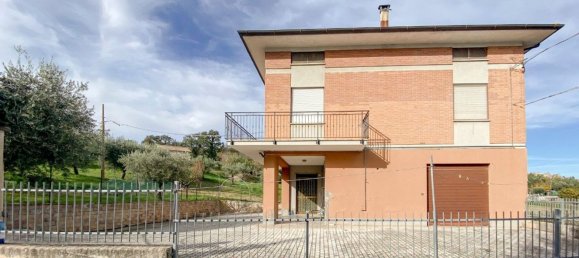 6 rooms Castles in Mogliano, Italy No. 102480 42