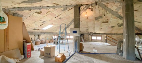 6 rooms Castles in Mogliano, Italy No. 102480 40