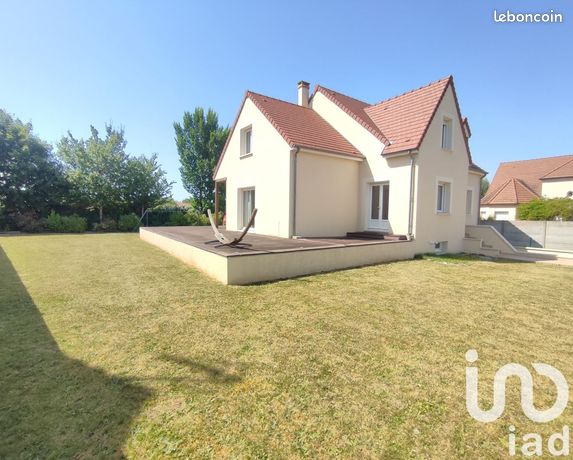 5 Schlafzimmer Haus in Champhol, France, Nr. 303420