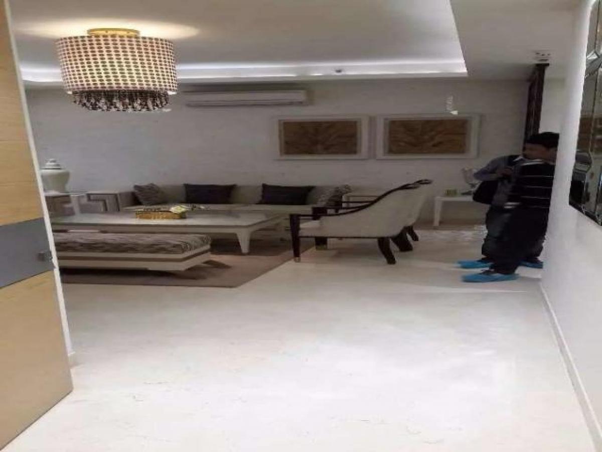 Casa T3 em Gurgaon, India N.º 42854