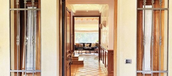 4 bedrooms Villa in Rome, Italy No. 114762 4