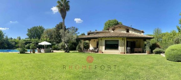 4 bedrooms Villa in Rome, Italy No. 114762 10