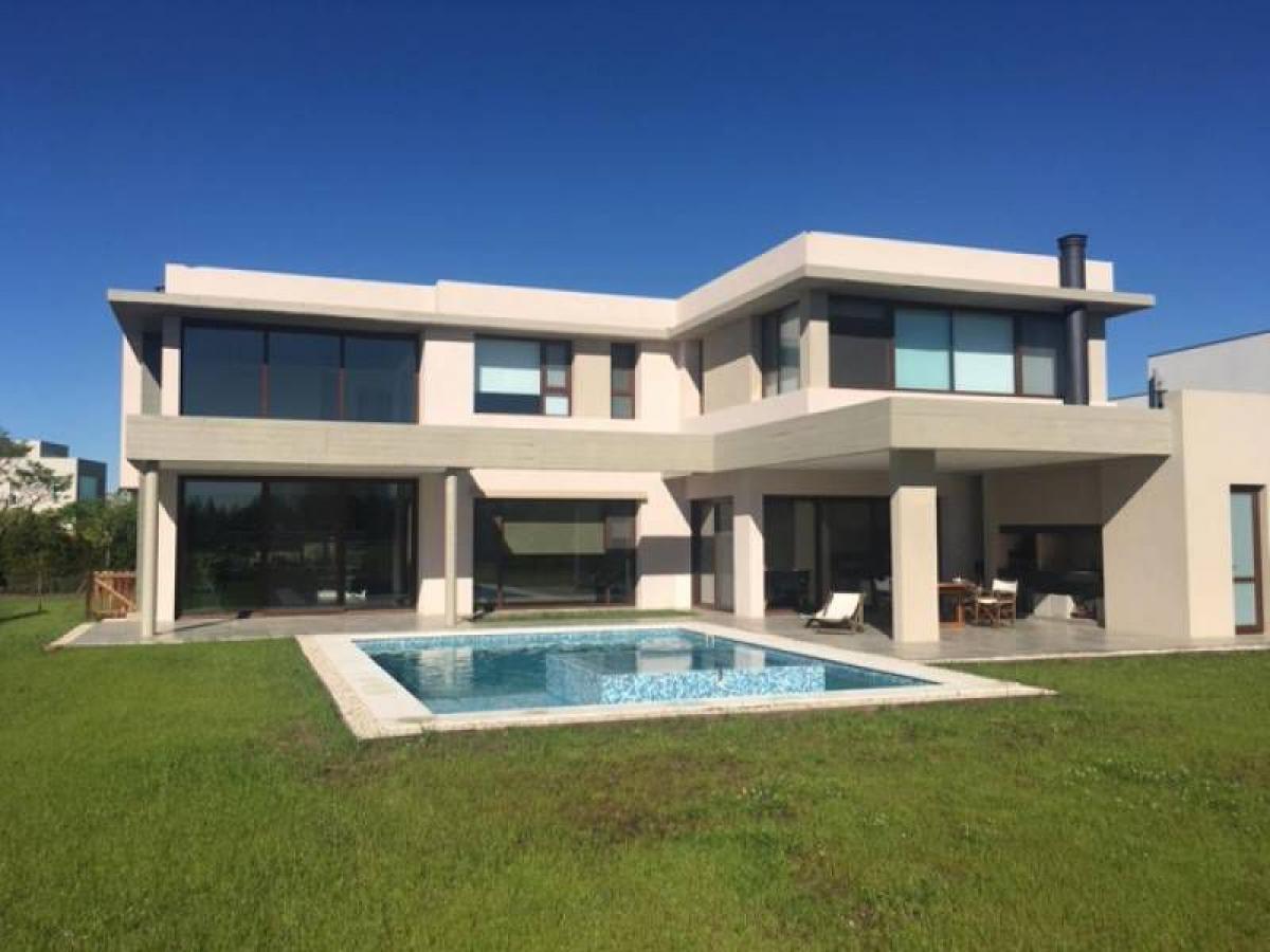 5 Schlafzimmer Haus in Tigre, Argentina, Nr. 12430