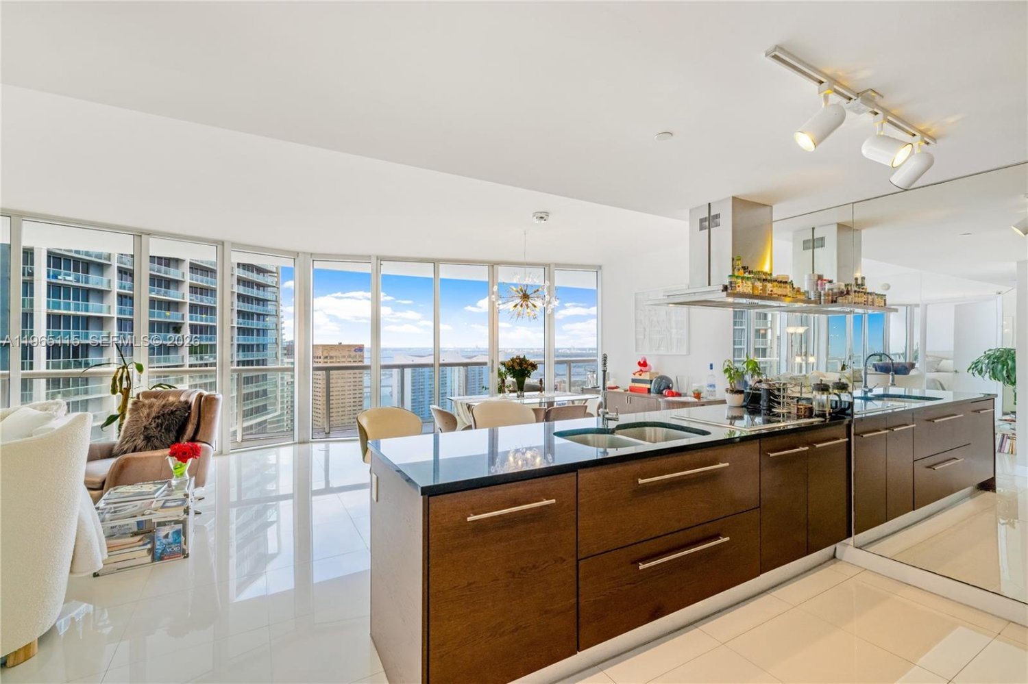 2 Schlafzimmer Gewerbliche Immobilien in Miami, USA, Nr. 614364