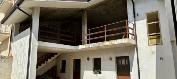 Casa de 6 habitaciónes en Pordenone, Italy No. 284961 17