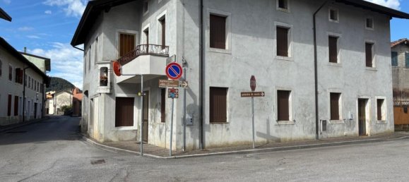 Casa de 6 habitaciónes en Pordenone, Italy No. 284961 3