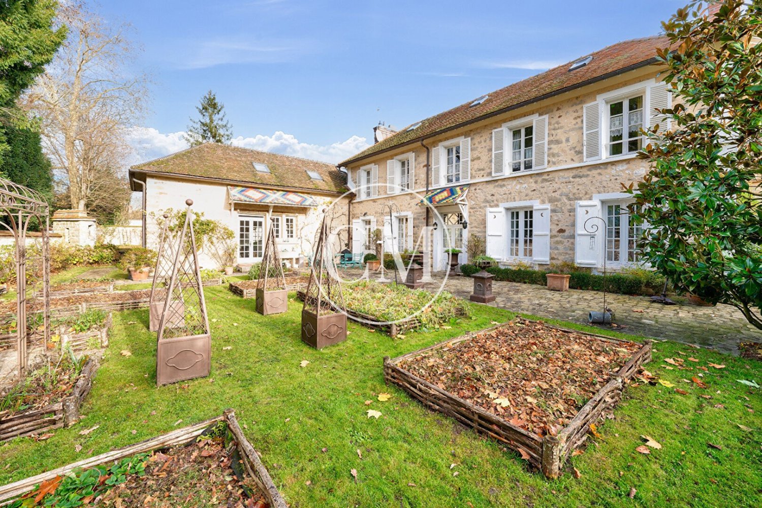 6 bedrooms House in Samoreau, France No. 140512