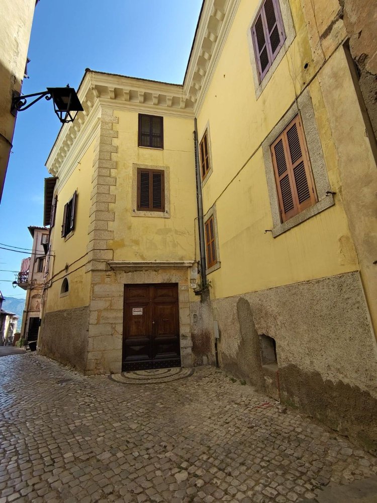 9-Zimmer Haus in Priverno, Italy, Nr. 286785