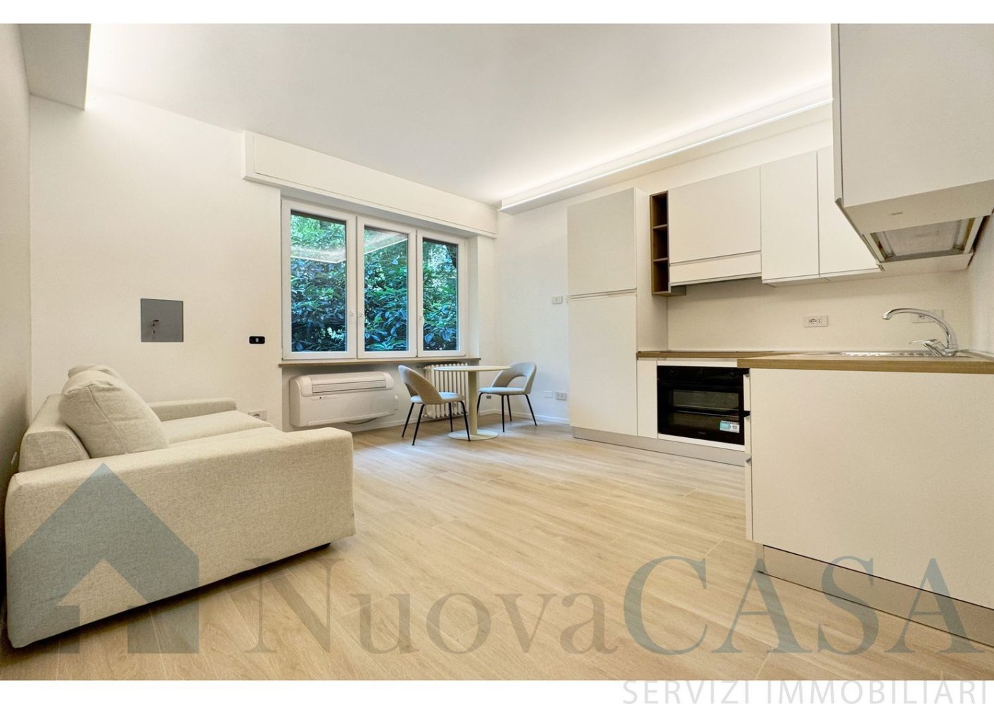 2 Schlafzimmer Wohnung in Milan, Italy, Nr. 364260