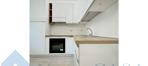 2 Schlafzimmer Wohnung in Milan, Italy, Nr. 364260 8