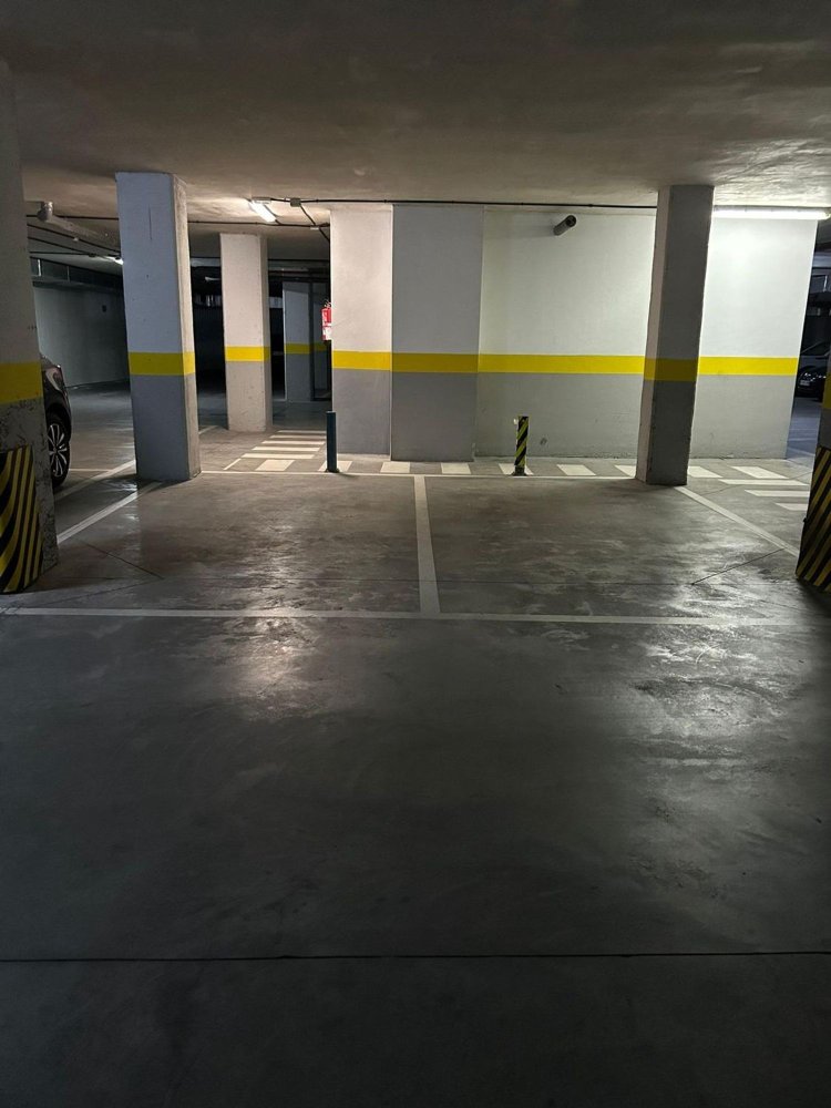 30m² Garage in Mostoles, Spain No. 147603