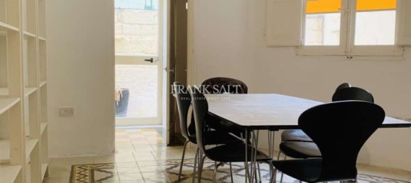 2 bedrooms Townhouse in Sliema, Malta No. 9934 2