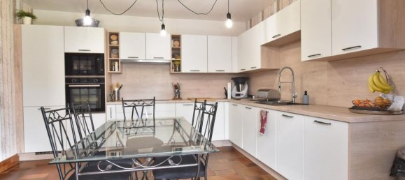 5 bedrooms House in Cast, France No. 206142 6