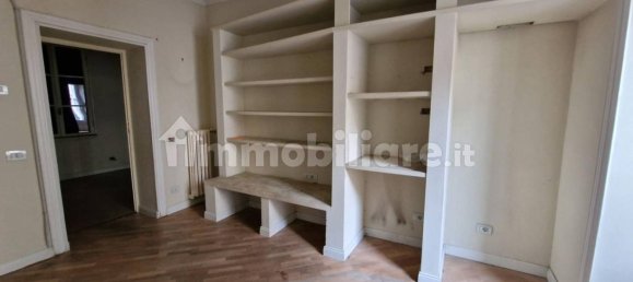 Квартира с 3 спальнями в Рим, Италия № 315150 17