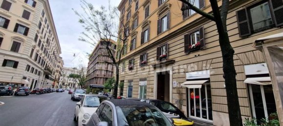 Квартира с 3 спальнями в Рим, Италия № 315150 21