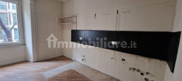 Квартира с 3 спальнями в Рим, Италия № 315150 16