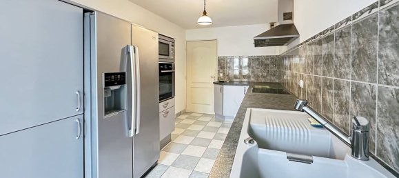 Apartamento de 4 habitaciónes en Montargis, France No. 221257 10