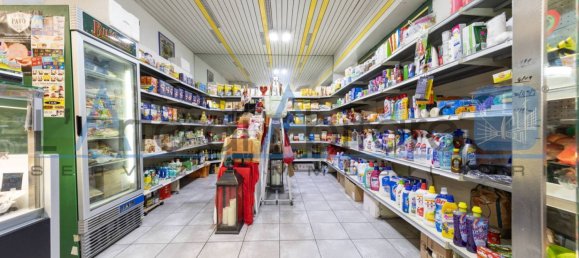 Коммерческая недвижимость с 1 комнатой в Римини, Италия № 96364 13