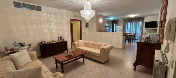 Квартира с 4 комнатами в Васто, Италия № 136654 5