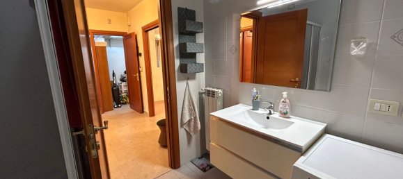 Квартира с 4 комнатами в Васто, Италия № 136654 12