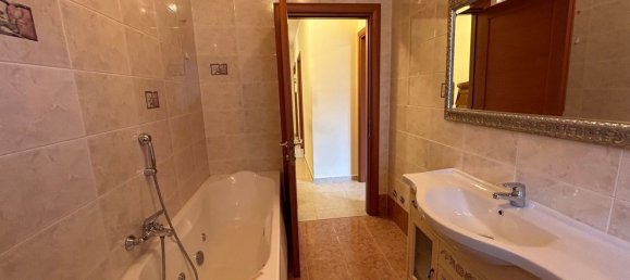 Квартира с 4 комнатами в Васто, Италия № 136654 19