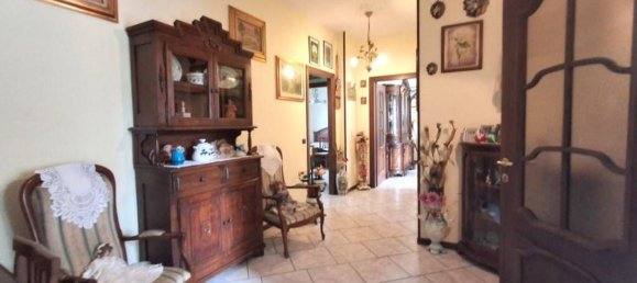 4 bedrooms Apartment in Santa Giuletta, Italy No. 360864 20