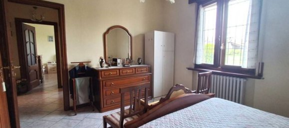 4 bedrooms Apartment in Santa Giuletta, Italy No. 360864 17