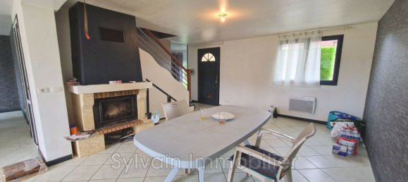 3 bedrooms House in Seine-Maritime, France No. 297308 2