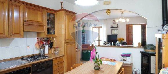 3 bedrooms Villa in Valtopina, Italy No. 356601 20