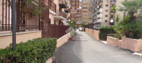 2 rooms Apartment in Palermo, Italy No. 73721 6