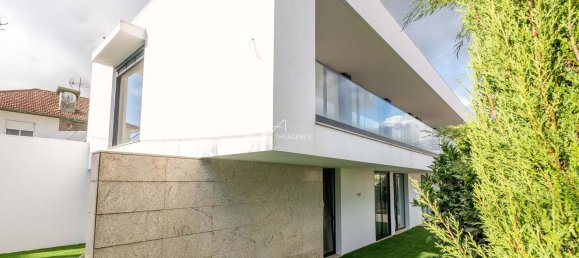 7 bedrooms House in Pacos de Ferreira, Portugal No. 129193 2