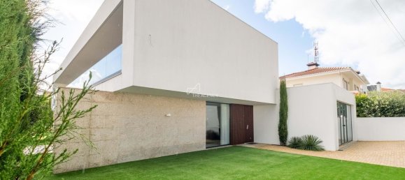 7 bedrooms House in Pacos de Ferreira, Portugal No. 129193 4