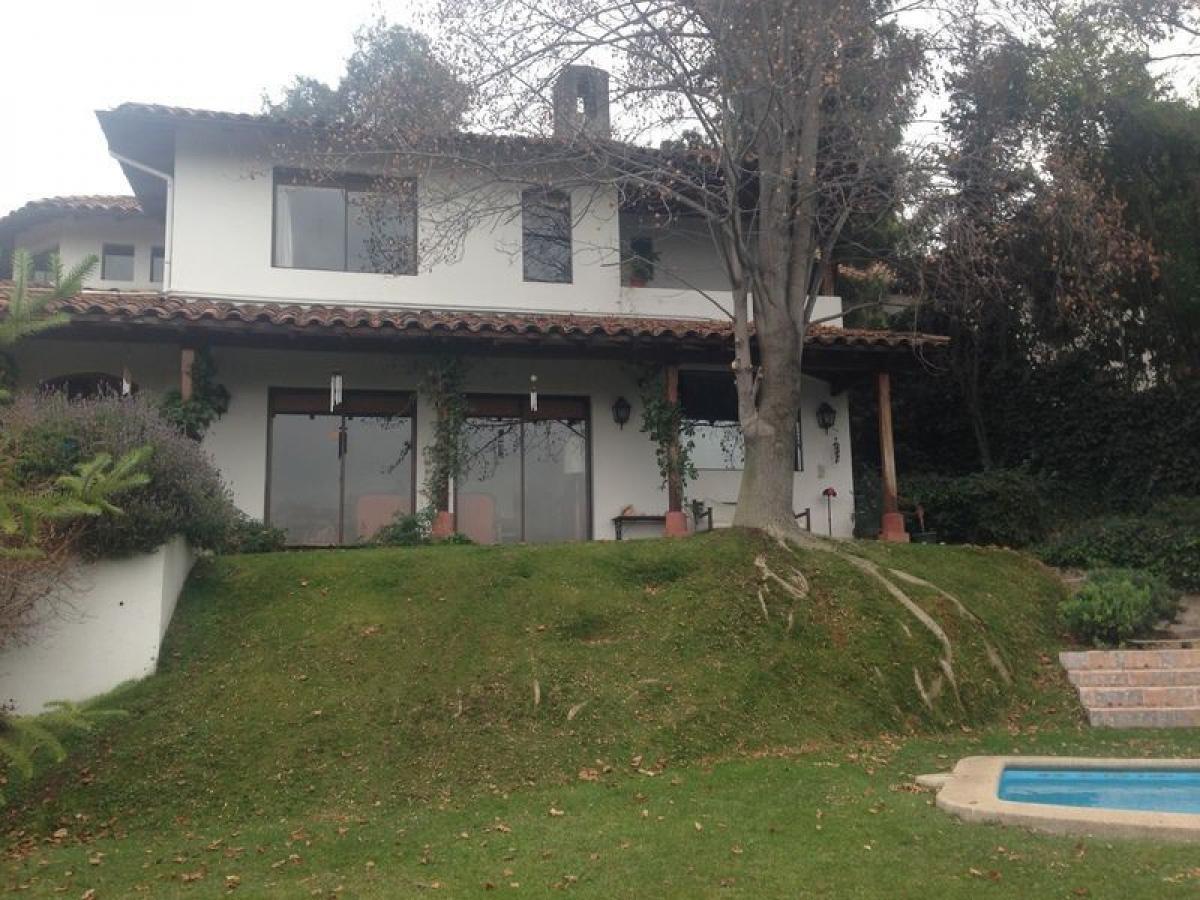 Дом с 5 спальнями в Сантьяго, Чили № 4152