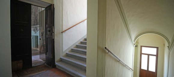 7 rooms Apartment in Pistoia, Italy No. 252274 28