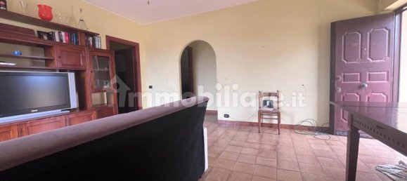 Apartamento de 3 dormitorios en Pomezia, Italy No. 78674 6