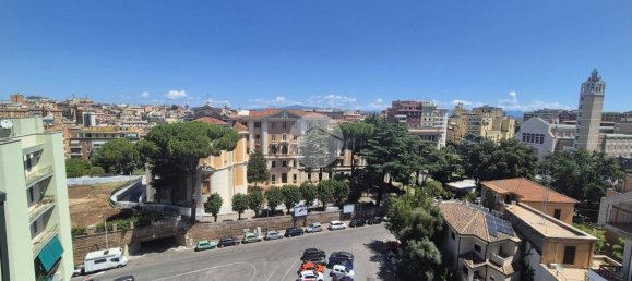 2 bedrooms Apartment in Rome, Italy No. 267700 12